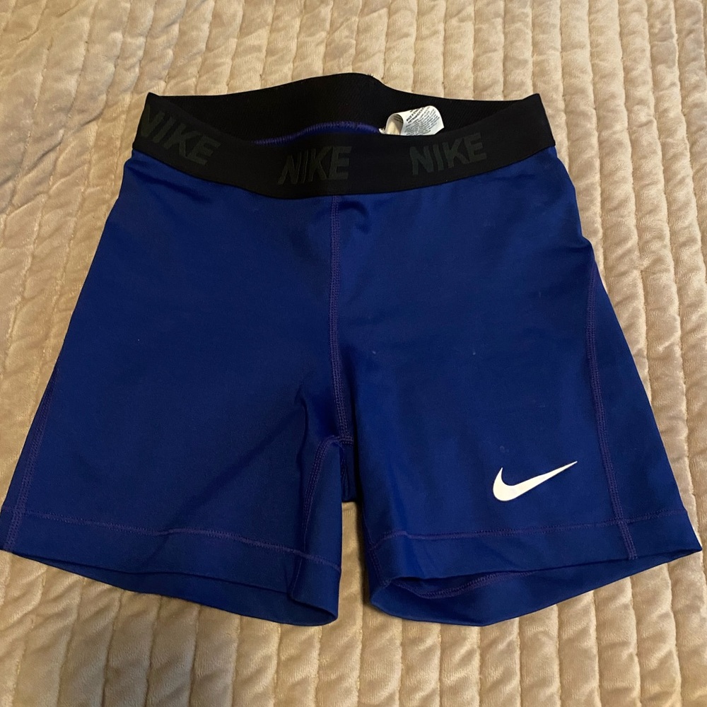 Nike pro 5in bike shorts
